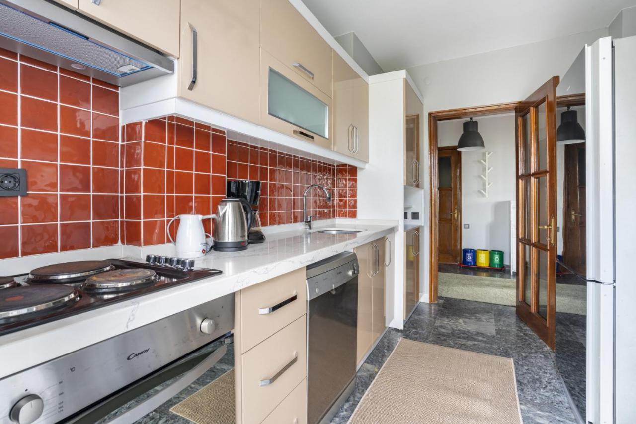Spacious Flat Near Caddebostan Coast Istambul Exterior foto
