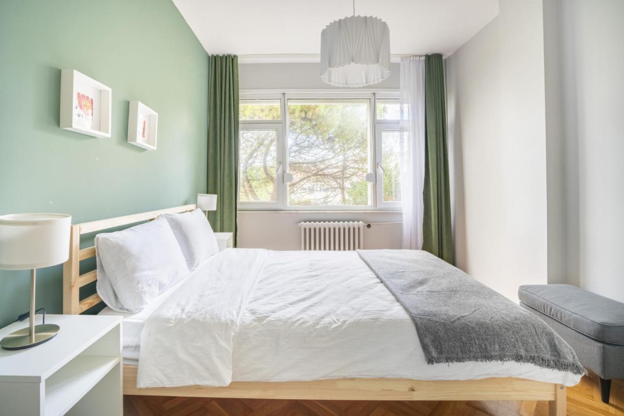 Spacious Flat Near Caddebostan Coast Istambul Exterior foto